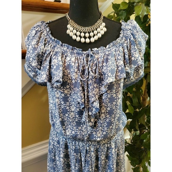 American Rag Off Shoulder Ruffle Dress- Junior 1X - Picture 2 of 16